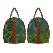 Load image into Gallery viewer, Kōwhai Travel Bag (Green)
