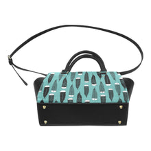 Load image into Gallery viewer, Huia Handbag (Moana)
