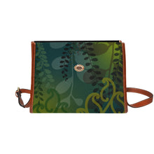 Load image into Gallery viewer, Kōwhai Satchel Bag (Green)
