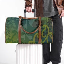 Load image into Gallery viewer, Kōwhai Travel Bag (Green)
